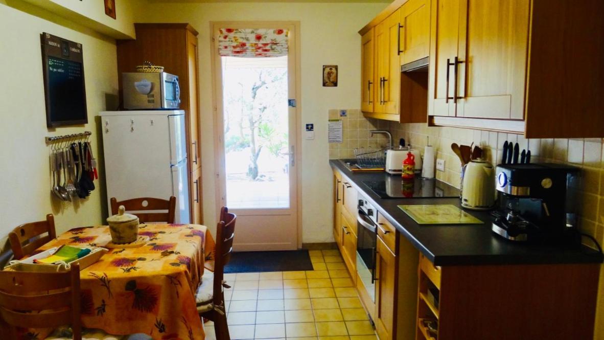 Gite L'Escapade Saint-Saturnin-les-Apt Εξωτερικό φωτογραφία