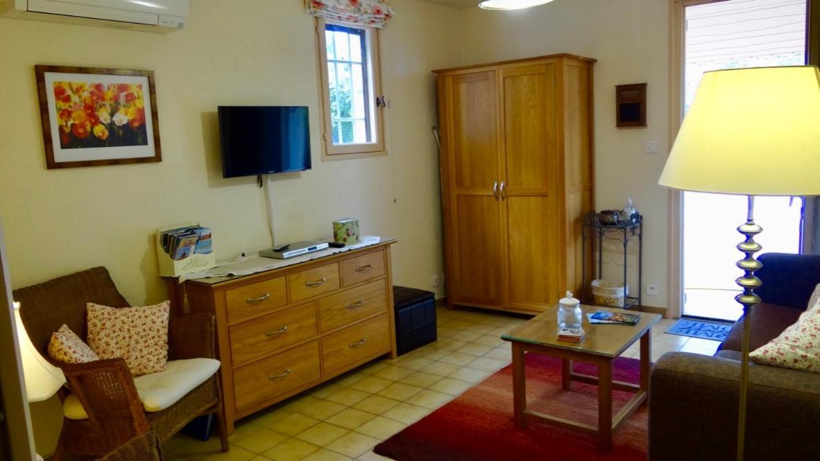 Gite L'Escapade Saint-Saturnin-les-Apt Εξωτερικό φωτογραφία